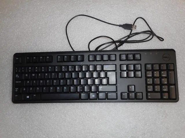 Main image of Genuine Dell DJ484 Black USB Canadian French-English Multilingual Keyboard