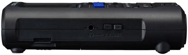 Alt view image 5 of 7 - Zoom R4 MultiTrak 32-Bit Float Recorder with Stereo Bouncing Complete Recording Bundle