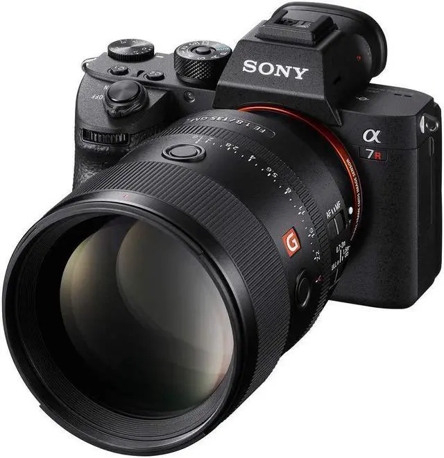 Alt view image 4 of 4 - Sony SEL135F18GM G Master Premium Telephoto E-Mount Lens