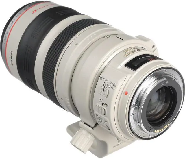 Alt view image 4 of 7 - Sony FE 85mm f/1.8 Lens + Deluxe Lens Cleaning Kit