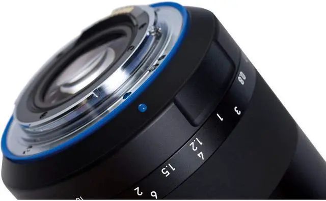 Alt view image 4 of 4 - Zeiss Milvus 21mm f/2.8 ZE Lens for Canon EF - 2096-549 + Deluxe Lens Cleaning Kit
