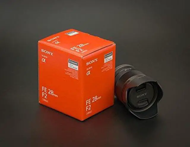 Alt view image 4 of 4 - Sony FE 28mm f/2 Lens - International Version (No Warranty)