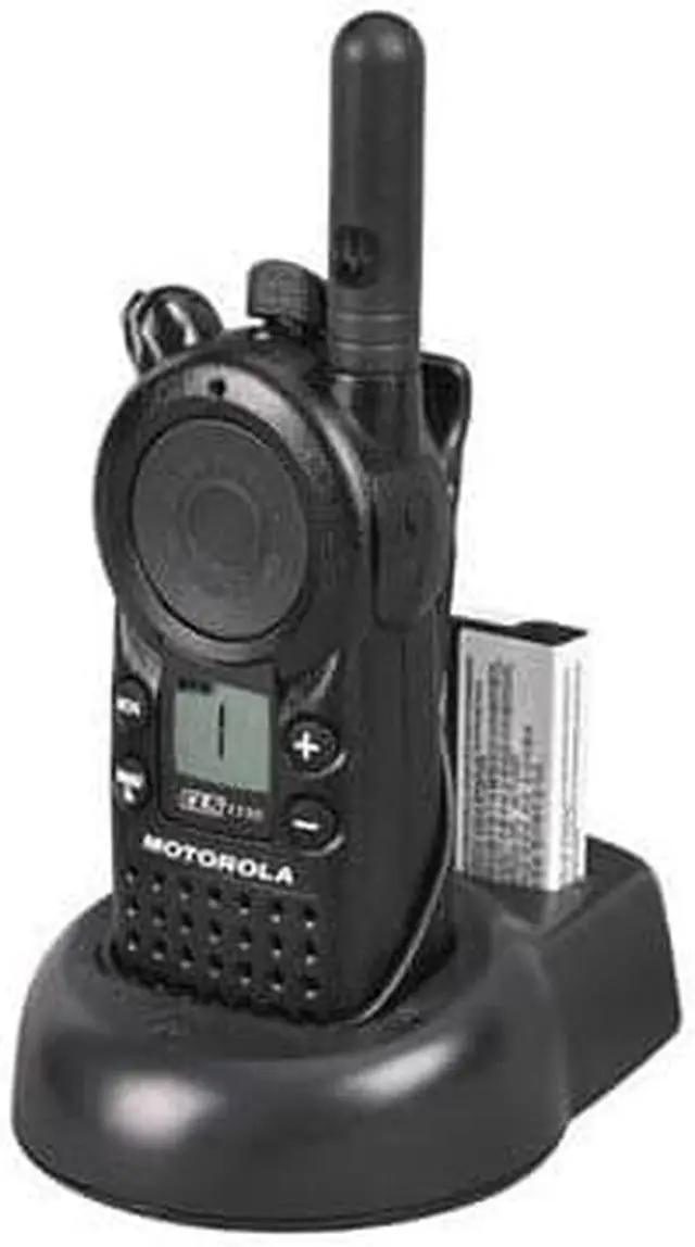 Alt view image 4 of 5 - 3 Pack of Motorola CLS1110 Two Way Radio Walkie Talkies (UHF)