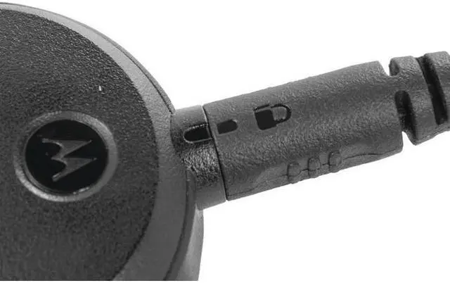 Alt view image 3 of 4 - Motorola CLP1010e 1 Watt 1 Channel Non-Display Analog Portable Radio