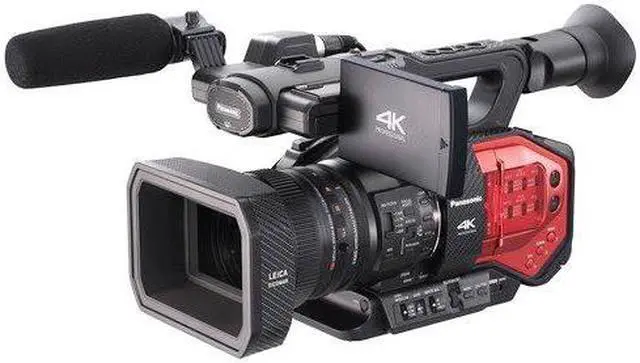 Alt view image 3 of 4 - Panasonic AG-DVX200 4K Camcorder with Four Thirds Sensor and Integrated Zoom Lens (International Model)