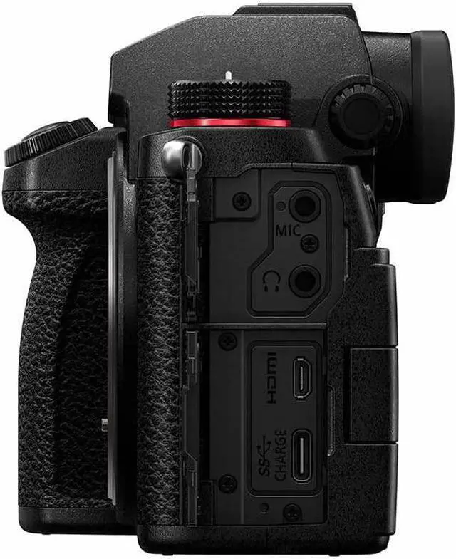 Alt view image 4 of 4 - Panasonic Lumix DC-S5 Mirrorless Digital Camera with Lumix S 20-60mm f/3.5-5.6 L-Mount Lens DMW-BGS5 Battery Grip