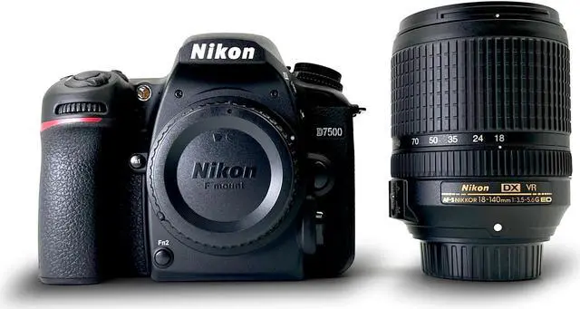 Main image of Nikon D5600 DSLR Camera with 18-140mm Lens (International Model)