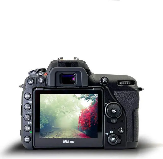 Alt view image 3 of 4 - Nikon D5600 DSLR Camera with 18-140mm Lens (International Model)