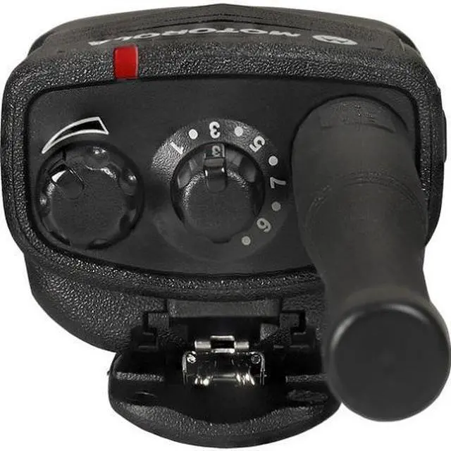 Alt view image 10 of 20 - MOTOROLA RDU4100 Two Way Radio,UHF,4 Watts,10 Channels