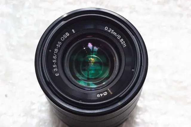 Alt view image 4 of 4 - Sony Alpha SEL1855 E-mount 18-55mm F3.5-5.6 OSS Lens (Black) (Certified Refurbished)