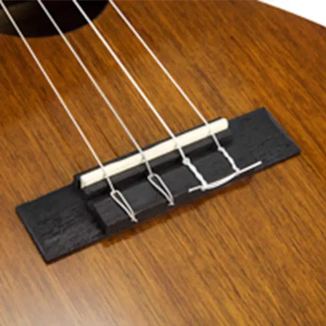 Alt view image 4 of 4 - Mahalo Ukulele, Natural (MJ4 VNA)