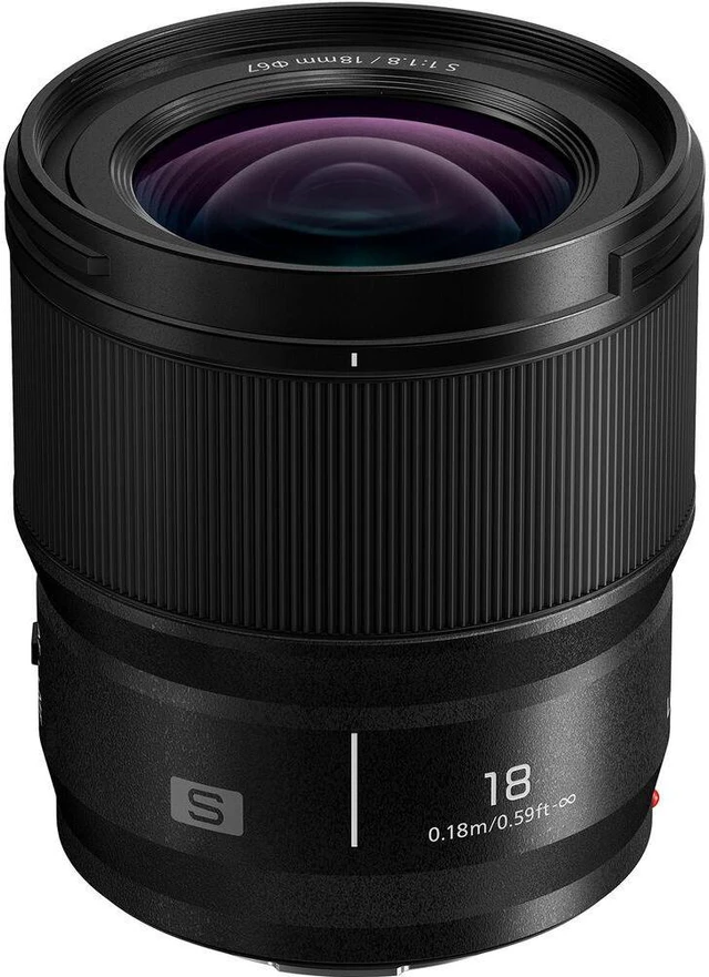 Alt view image 2 of 4 - Panasonic Lumix S 18mm f/1.8 Ultra-Wide-Angle Lens Bundle