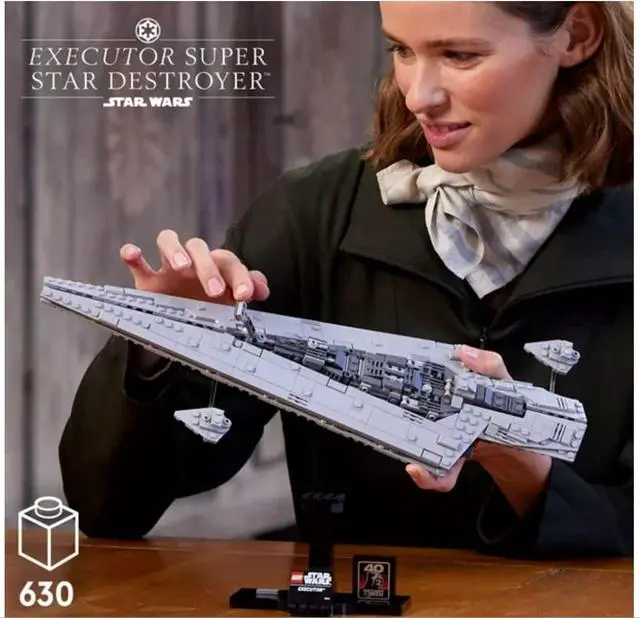 Alt view image 2 of 3 - LEGO Star Wars Executor Super Star Destroyer 75356