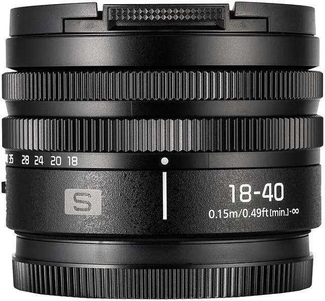 Alt view image 2 of 4 - Panasonic Lumix S 18-40mm f/4.5-6.3 Lens, 62mm 3Piece High Resolution Filter Kit