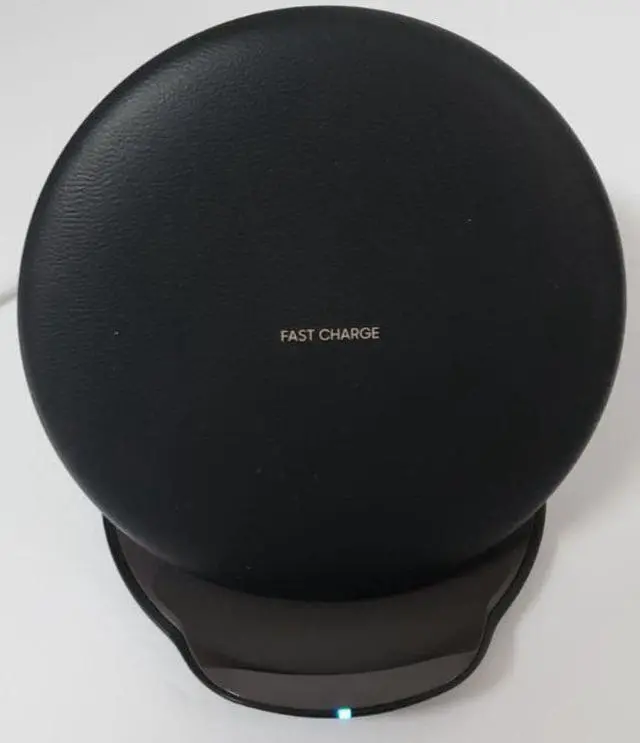 Alt view image 7 of 7 - Samsung EP-PG950 Fast Charge Convertible Wireless Charging Stand Pad + 2A Wall Adapter + Type-C USB Cable