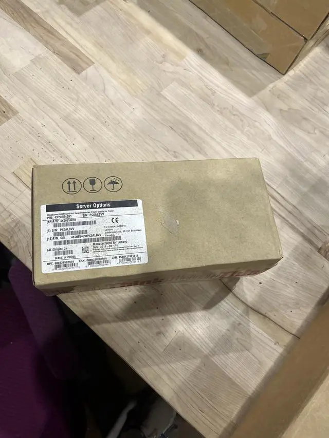 Alt view image 5 of 5 - Lenovo 4X20E54691