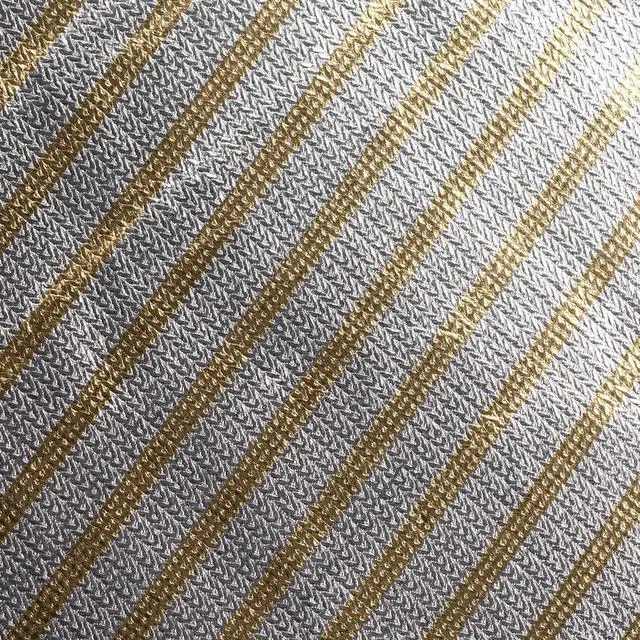 Alt view image 3 of 7 - Manfrotto 32" Halo Compact Difflector, Soft Silver