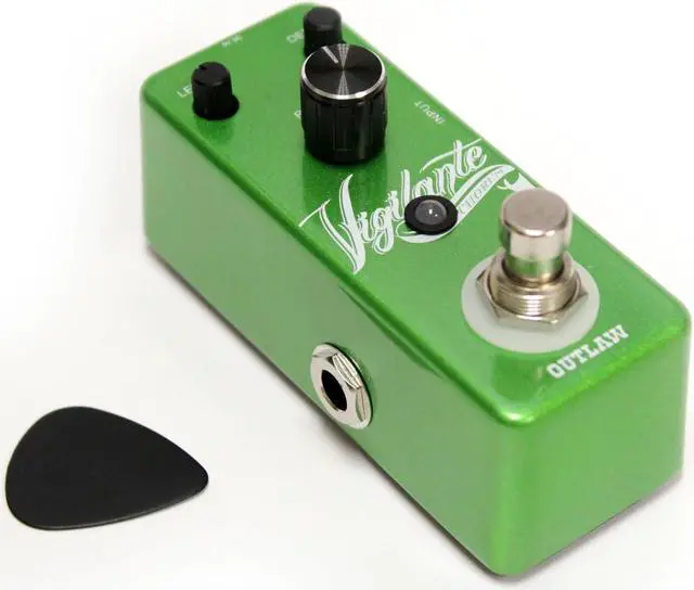 Alt view image 4 of 6 - Outlaw Vigilante Chorus Pedal #VIGILANTE