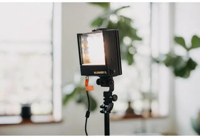 Alt view image 4 of 7 - Lowel Blender XL Bi-Color LED Location Light