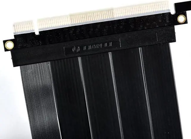 Alt view image 6 of 8 - LIAN LI Premium PCI-E 16X  4.0 Black Extender Riser Cable 200mm Black (PW-PCI-420)