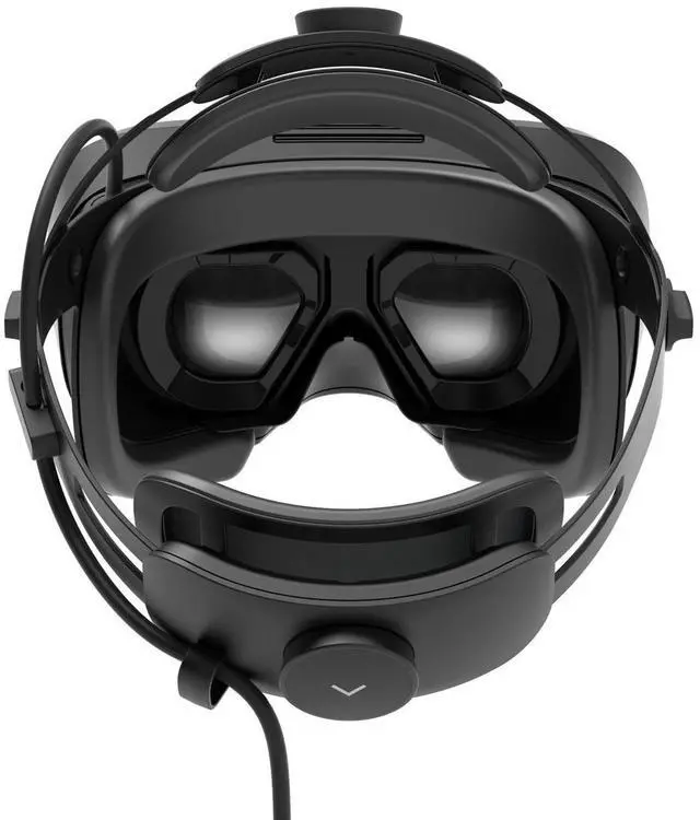 Alt view image 6 of 7 - Varjo Aero VR Headset