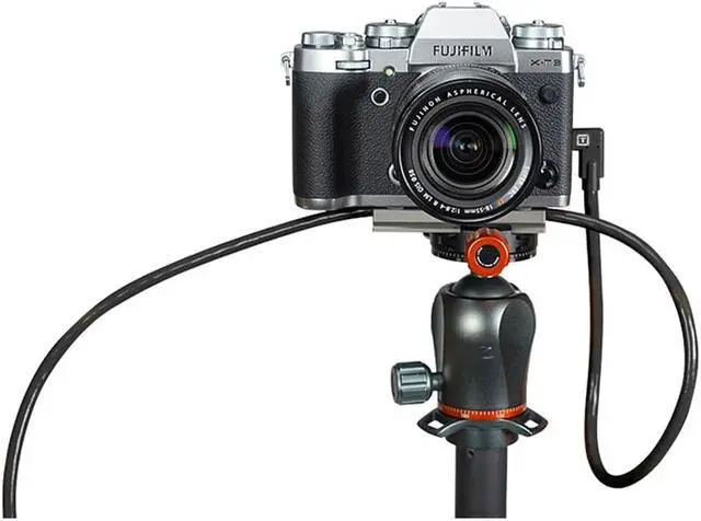 Alt view image 4 of 5 - Tether Tools TetherPro USB-C to USB-C, Right Angle - Black