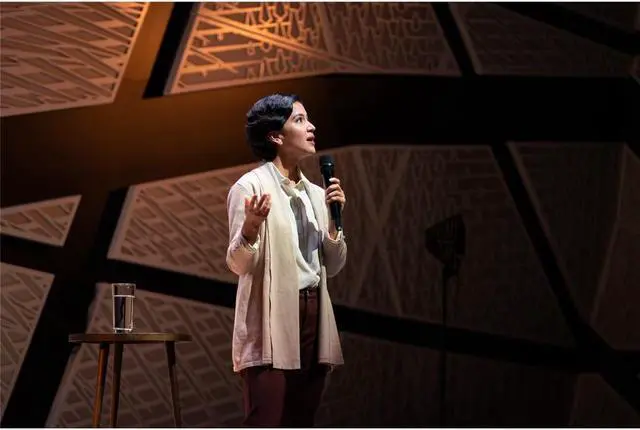 Alt view image 5 of 8 - Sennheiser EW-D 835-S SET Digital Wireless Handheld Microphone System with MMD 835 Capsule (Q1-6: 470 to 526 MHz)