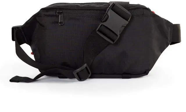 Alt view image 2 of 5 - Moment MTW 2L Fanny Sling, Black Ripstop #106-150