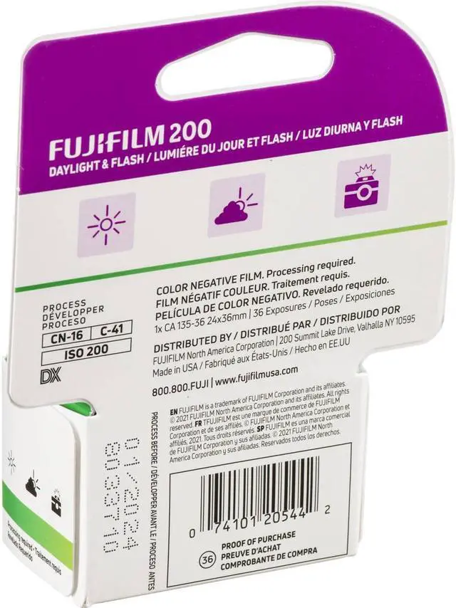 Alt view image 2 of 2 - Fujifilm 35mm Color Negative Roll Film, 200 ISO, 36 Exposures