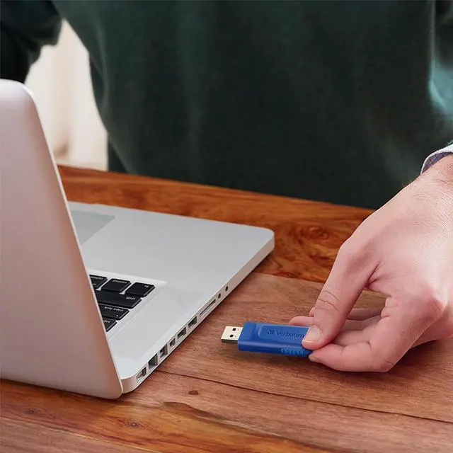 Alt view image 16 of 20 - Verbatim 128GB USB Flash Drive - Blue