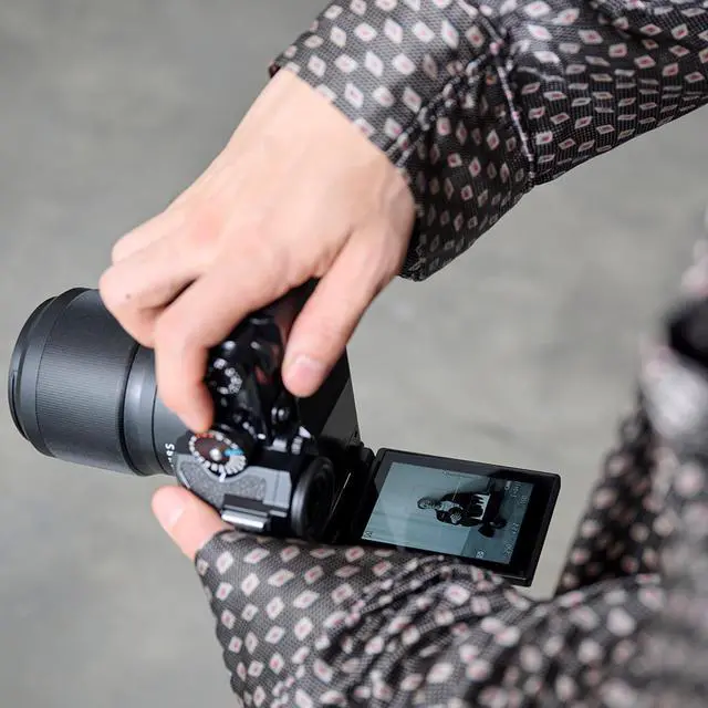 Alt view image 9 of 17 - Nikon Z f with Zoom Lens | Full-Frame Mirrorless Stills/Video Camera with 24-70mm f/4 Lens (International Version)
