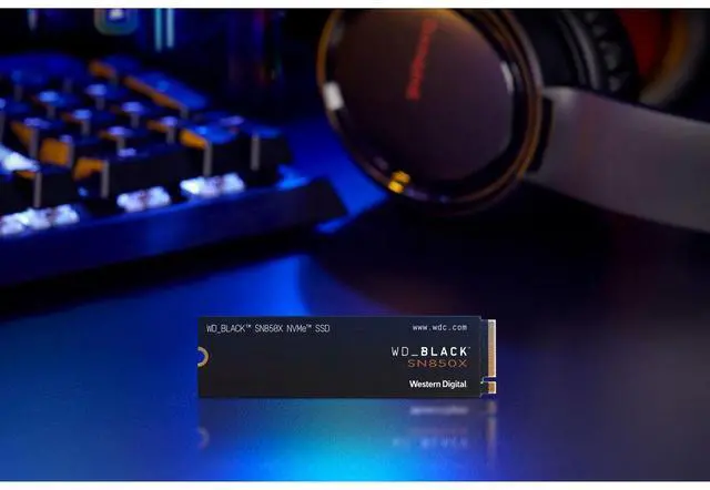 Alt view image 5 of 6 - WD _BLACK SN850X 4TB NVMe PCIe 4.0 x4 M.2 Internal Gaming SSD without Heatsink