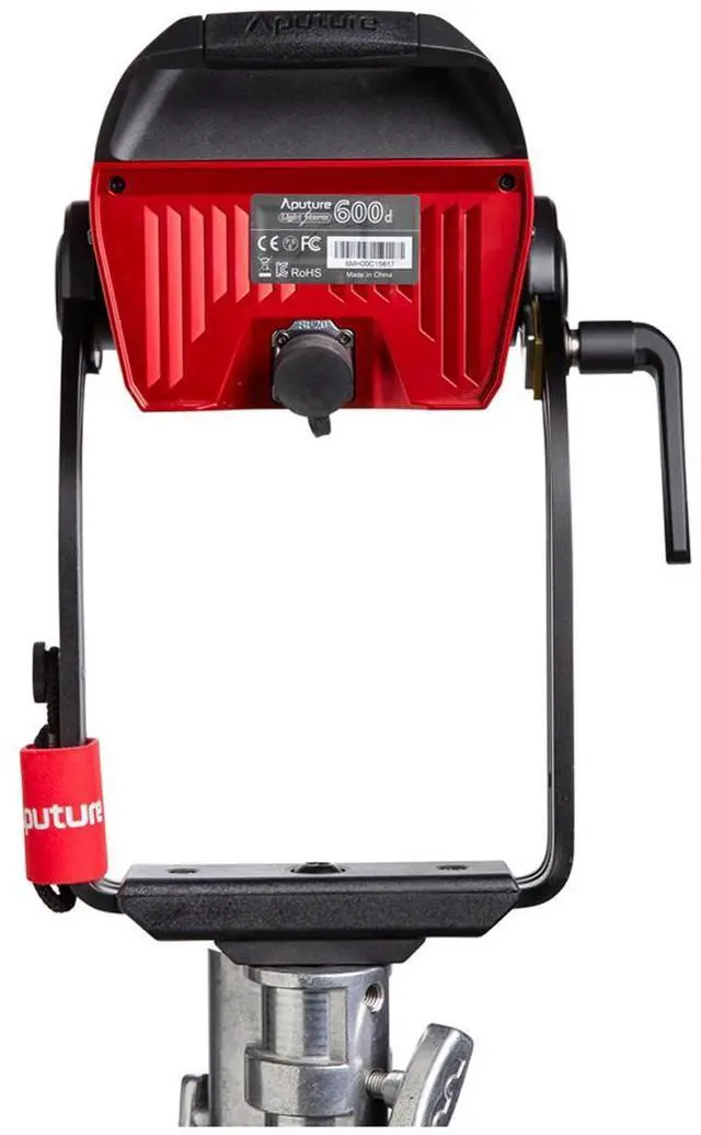 Alt view image 9 of 14 - Aputure Light Storm 600d LED Light (V-Mount)