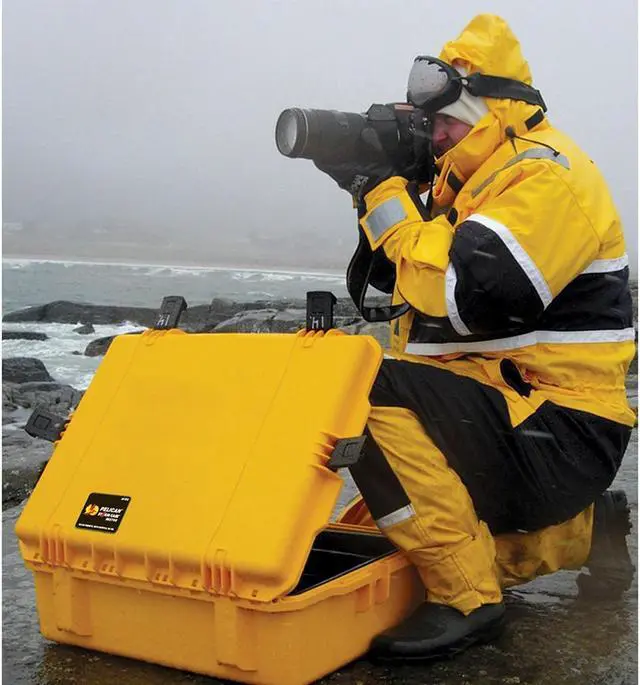 Alt view image 2 of 2 - Pelican Storm iM2700 Case No Foam or Divider, Yellow #IM2700-20000