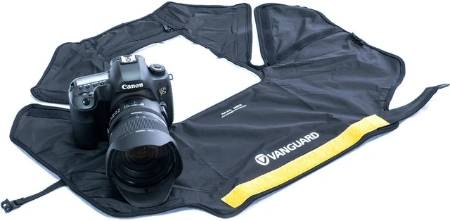 Alt view image 2 of 7 - Vanguard Alta Rain Cover, Small #ALTA RCS