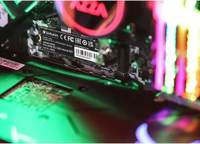 Alt view image 8 of 9 - Verbatim 256GB SSD Vi3000 Internal Solid State Hard Drive PCIe NVMe M.2 2280