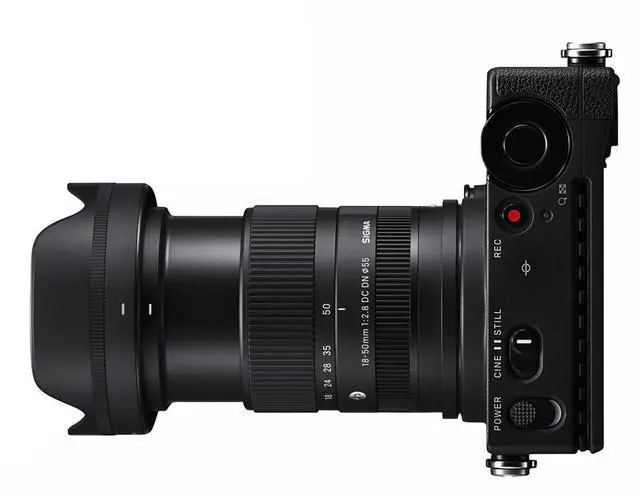 Alt view image 11 of 18 - Sigma 18-50mm F2.8 DC DN Contemporary for L Mount