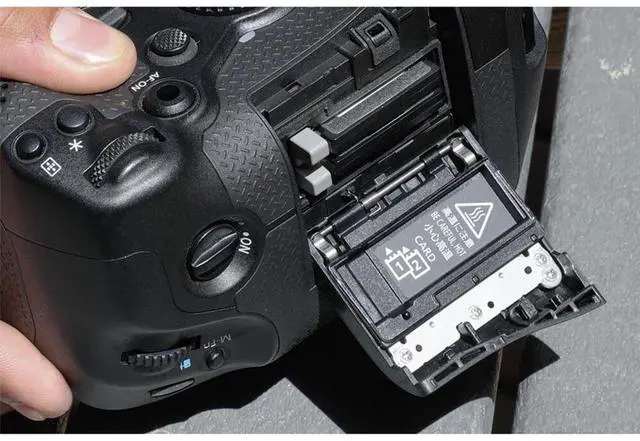 Alt view image 7 of 7 - Canon EOS R1 Mirrorless Camera