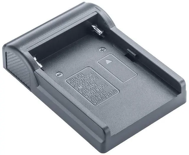 Alt view image 6 of 7 - Green Extreme Dual Smart Charger with LCD Screen for Sony L & M #GX-CH2-NPF970