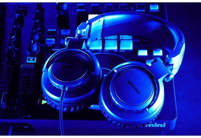 Alt view image 11 of 13 - Gemini DJX-500 DJX-500 Professional DJ Headphones