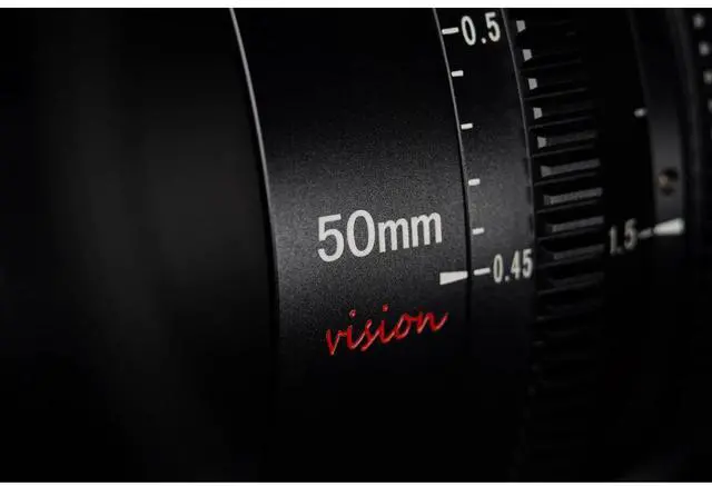 Alt view image 4 of 7 - 7artisans Photoelectric 50mm T1.05 Vision Cine Lens for Canon RF, Black