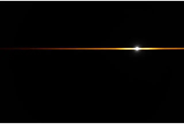 Alt view image 2 of 2 - NiSi Cinema 77mm Rotating Allure Streak Orange 2mm Filter #NIC-77-ASTO2