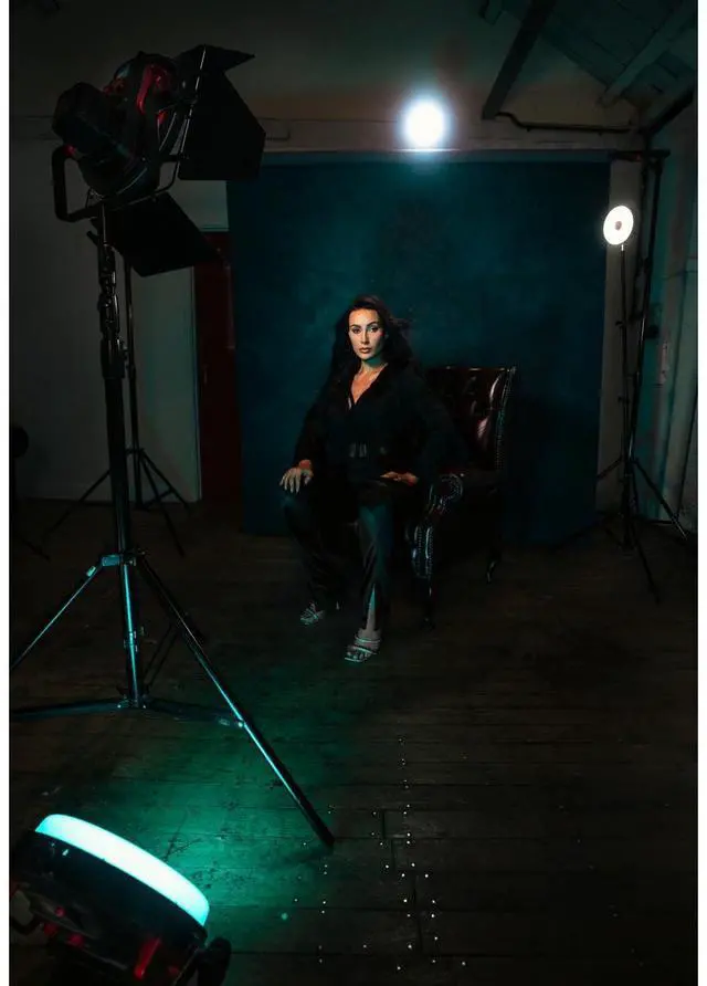 Alt view image 7 of 7 - Rotolight AEOS 2 PRO RGBWW Studio LED Light Softbox Kit #RL-AEOS2PRO-SK