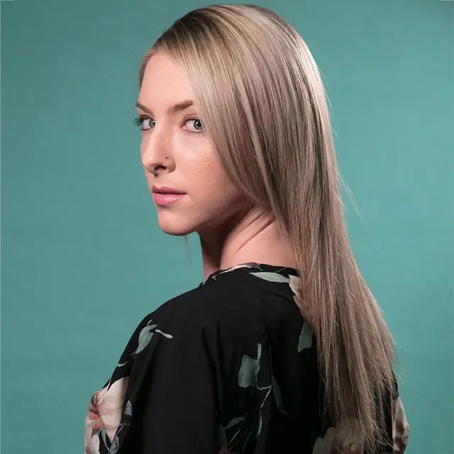 Alt view image 4 of 6 - Savage Widetone Seamless Background Paper, 86" wide x 36' Baby Blue, #47