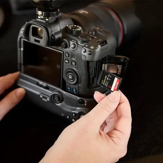 Alt view image 4 of 11 - SanDisk Extreme Pro 2TB Secure Digital Extended Capacity (SDXC) Memory Card Model SDSDXXD-2T00-GN4IN