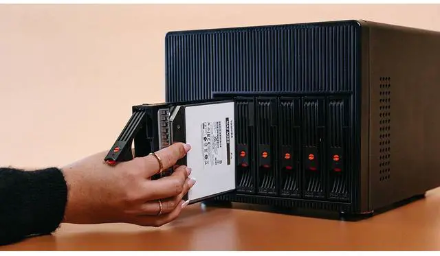 Alt view image 9 of 9 - Toshiba N300 Pro HDWG740XZSTD 4 TB Hard Drive - 3.5" Internal - SATA (SATA/600) - Conventional Magnetic Recording (CMR) Method - NAS Device Supported - 7200rpm - 300 TB TBW - 512e Format - 5 Year