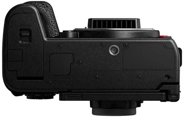 Alt view image 7 of 11 - Panasonic Lumix S1 IIE Mirrorless Camera with 24.1MP CMOS Sensor 6K Video 30 fps Burst Shooting and OLED Viewfinder