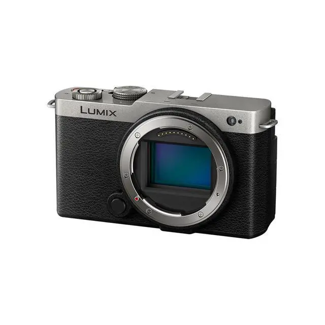 Alt view image 5 of 5 - Panasonic LUMIX S9 Mirrorless Camera with 18-40mm f/4.5-6.3 Lens, Black/Silver