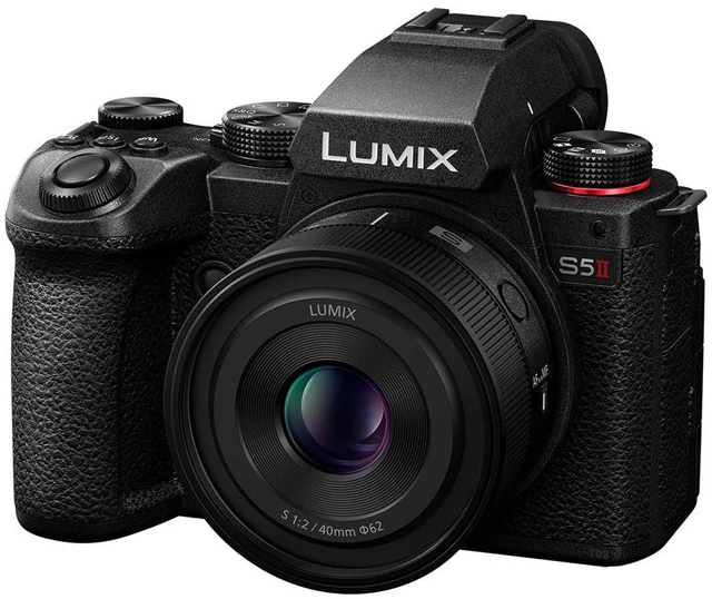 Alt view image 4 of 7 - Panasonic LUMIX S 40mm f/2 Lens for L-Mount, Black