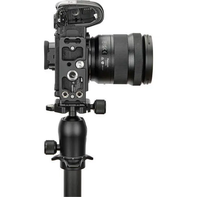 Alt view image 5 of 7 - PAIGE QD-Compatible Dedicated L-bracket for Lumix S5 II G9 II - Darkness